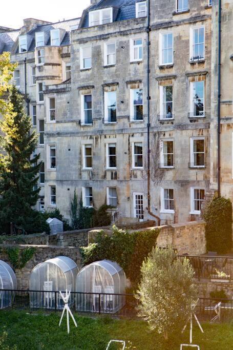 Georgian House Garden Apartment Bath Bagian luar foto