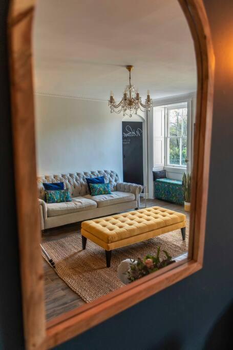 Georgian House Garden Apartment Bath Bagian luar foto